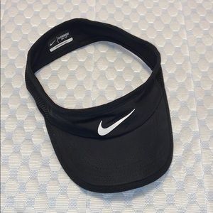 Nike visor